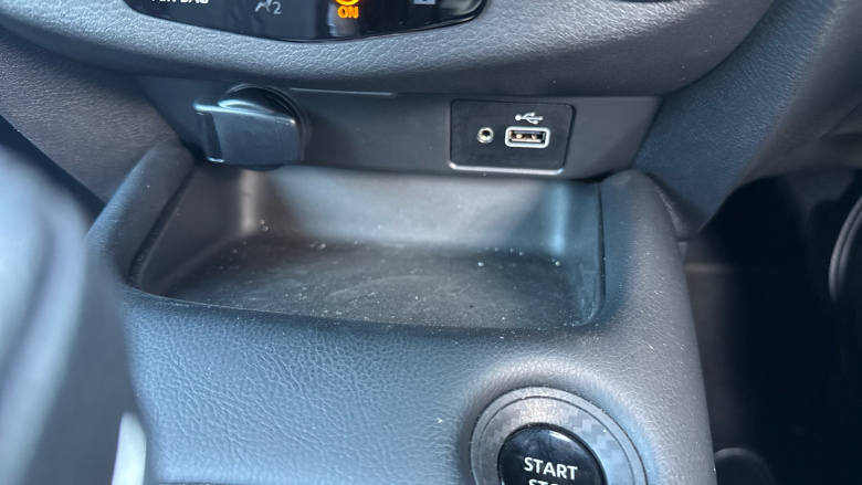 Nissan Juke 1.6 Hybrid Tekna 5dr Auto Hybrid Hatchback